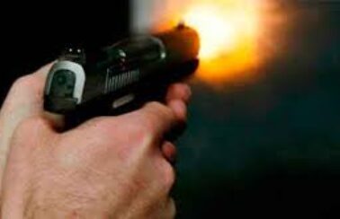 Menino de 11 anos pega arma do avô e atira contra três crianças no Maranhão; um está em estado grave