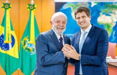 João Campos confirma convite a Lula para visitar o Recife durante o carnaval